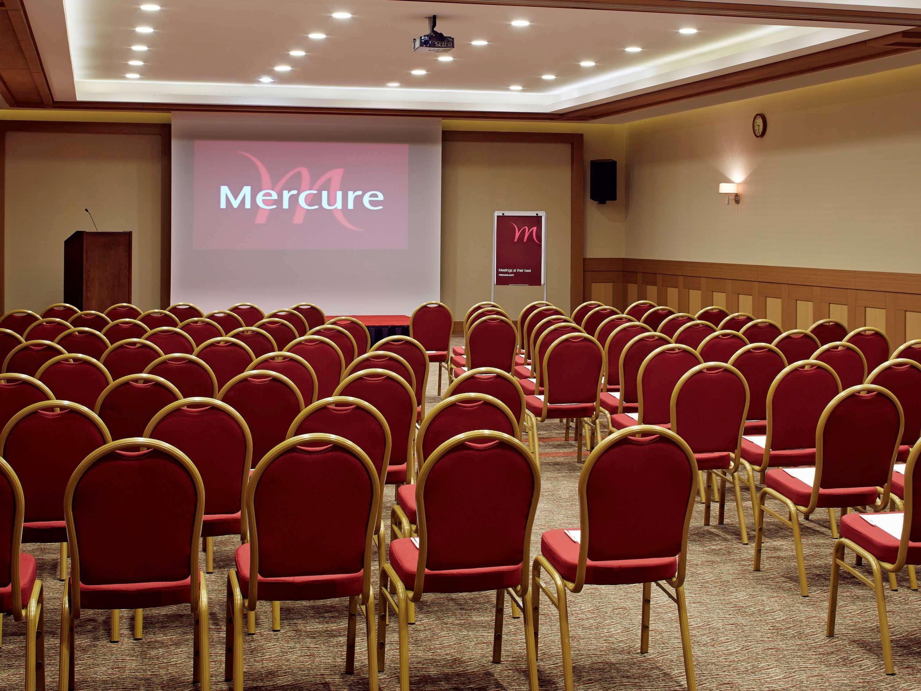 Mercure Istanbul Altunizade Hotel Exterior photo