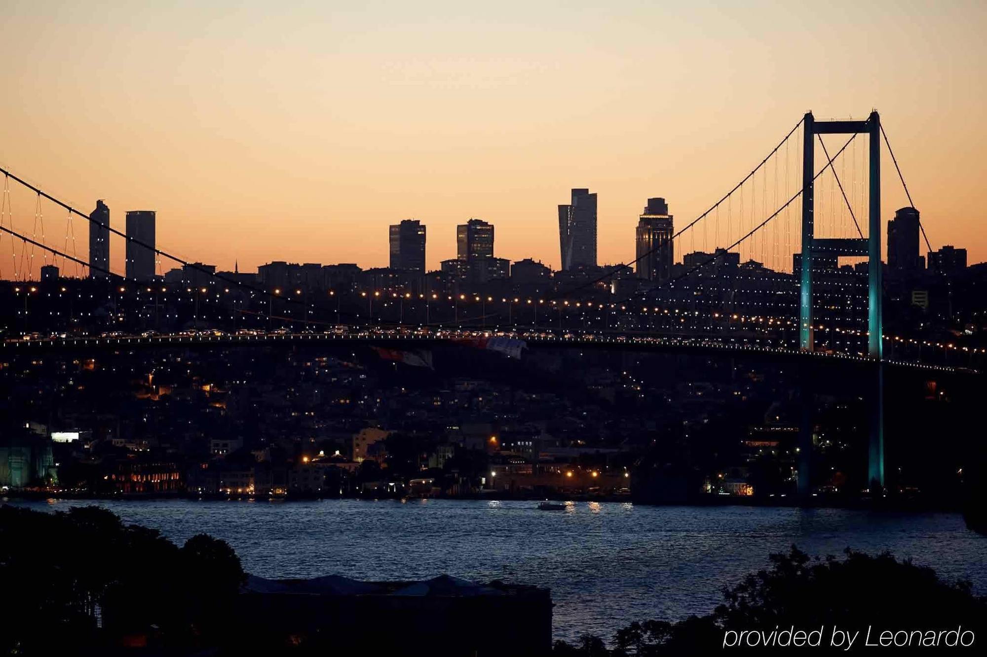 Mercure Istanbul Altunizade Hotel Exterior photo